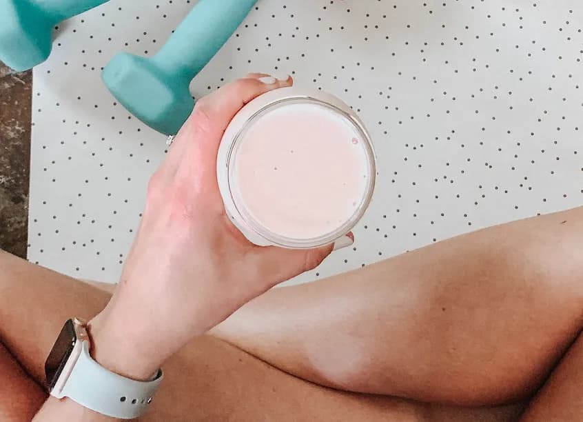 Kiedy wziąć przedtreningówkę? Optymalny czas na 100% mocy