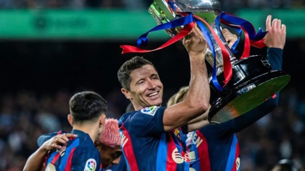 Ile Lewandowski zarabia w Barcelonie? Pełne liczby i kontekst