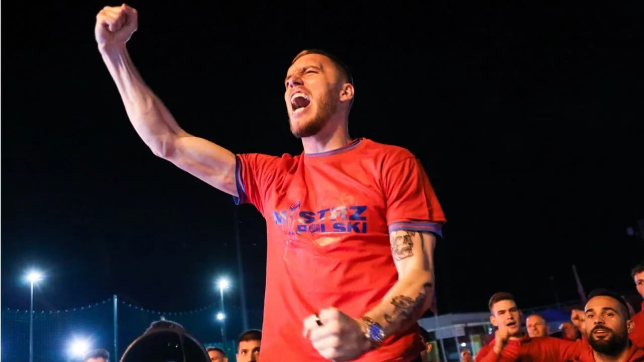 Ile zarabia Mistrz Polski? Miliony z Ekstraklasy i Ligi Mistrzów!